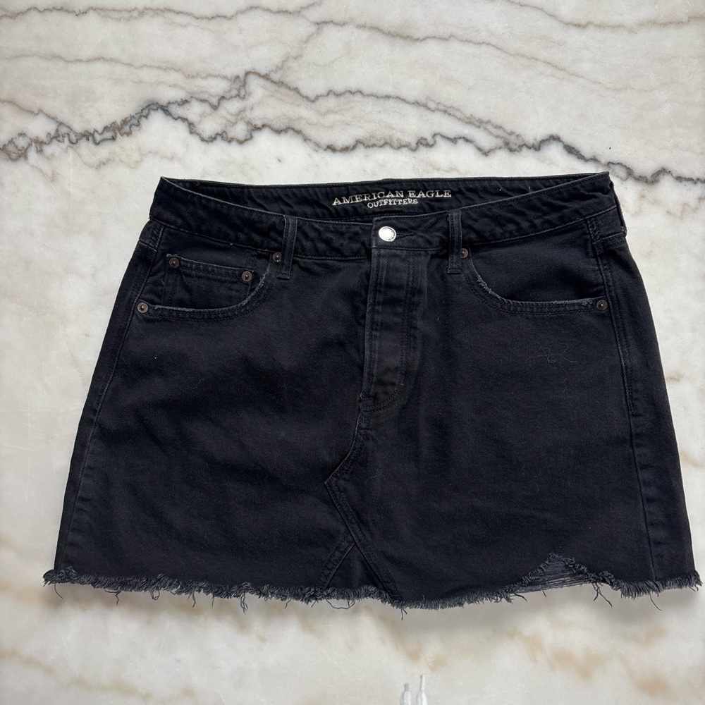 American Eagle Black Denim Mini Skirt Button Fly Frayed RawHem Distressed Size14